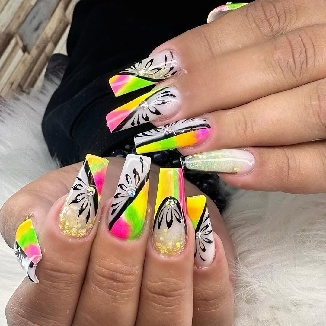 Nail Bar Neon Glam