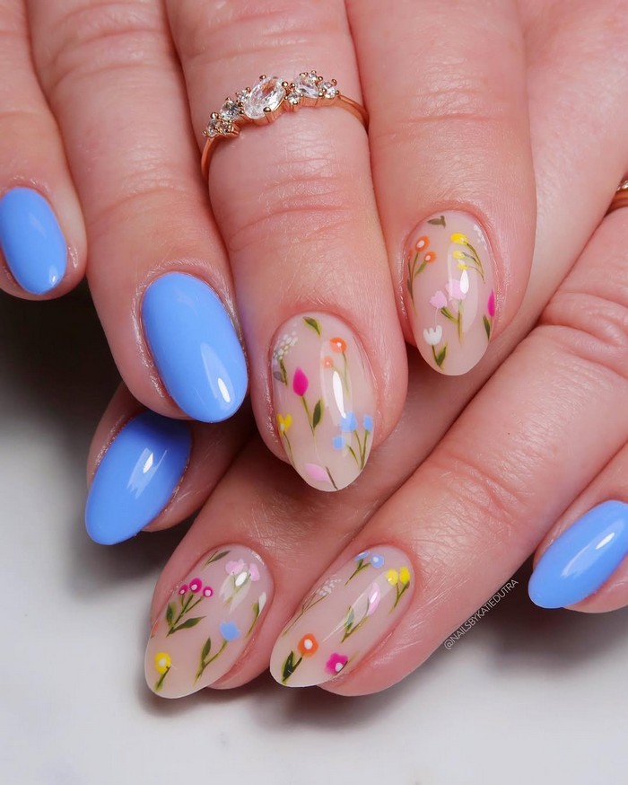 Express Elegance With Flower Acrylic Nail Art