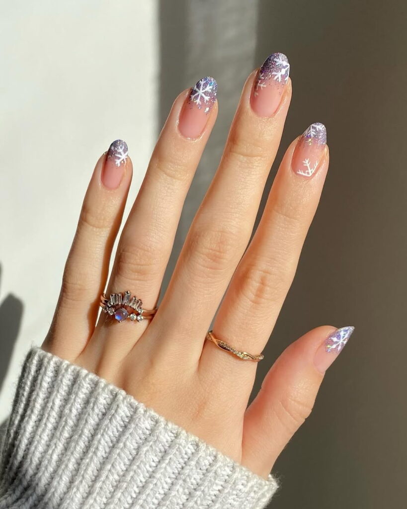 Glitter Nail Art Ideas for Glimmering