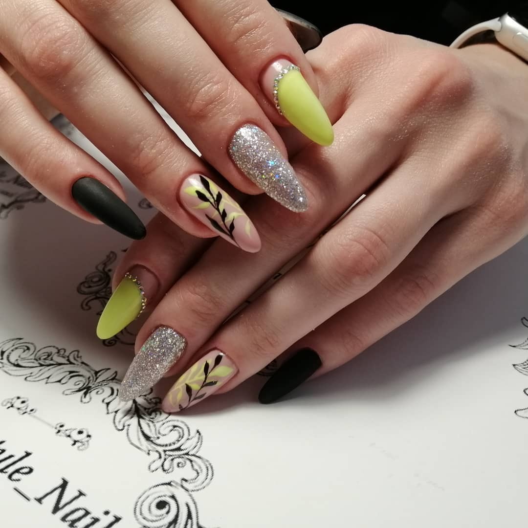 Glossed Up Nails, Always On