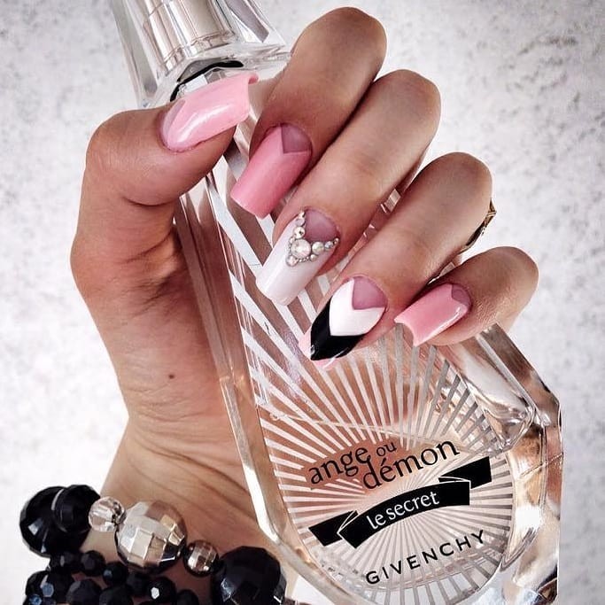 Glossed Up Nails, Total Glam